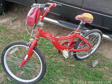 MaxSold Auction: This online auction includes Vehicle WBXPA93425WD22504, Boat BIYB86CAK596, VW Van 2V8HW44189R550629, commercial deep fryer, log splitter, professional cleaning machines, exercise machines, washing machines, dryers, Kenmore refrigerator, small kitchen appliances, drum set, furniture such as patio chairs, dresser unit, and entertainment center, farming equipment, pressure washers, NIB carpet adhesive, sports equipment, power tools, bicycles and much more!