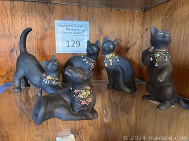 MaxSold Auction: This online auction features metal wall art, horse brass, TVs, pet products, collectible plates, small kitchen appliances, teapots, kitchen island, Wedgwood collection, cat collection, Toby mug collection, dining room table & chairs, Royals collectibles, area rugs, wicker furniture, hope chest, costume jewelry, watches, office supplies, small kitchen appliances, hand tools, sewing machine, garden tools, rain barrels, garden tools, patio furniture, garden statues, and much more!