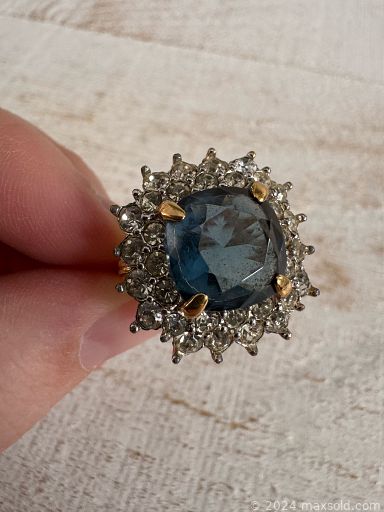 Auction 106082 (3 of 4)