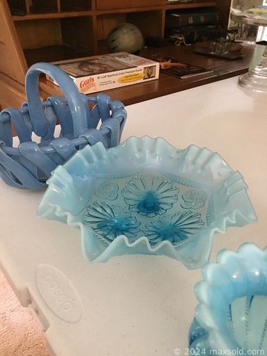 MaxSold Auction: This online auction features lawn tools, sports equipment, stoneware jugs, BBQ grill, antique Japanese tea set, power & hand tools, vinyl records, decanters, Ducks Unlimited prints, area rug, Madame Alexander dolls, Royal Doulton figurines, decorative bird houses, pet product, and much more!!!