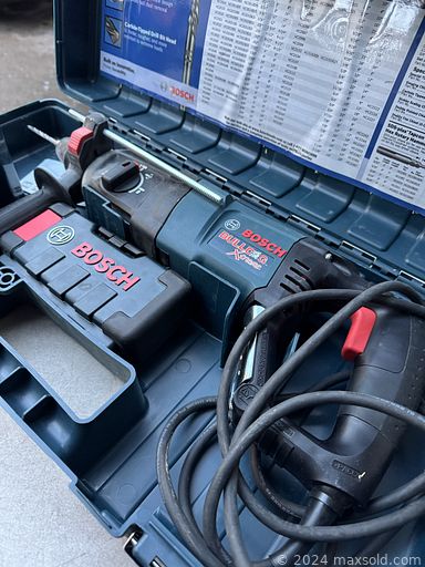 MaxSold Auction: This online auction features hockey gear, desk, video game consoles & games, power tools, laptops, kid\'s books, men’s shoes, antique tools, outerwear, jerseys, small kitchen appliances, sports trading cards, Pokemon cards, comics, toys, vintage American girl dolls, games, DVDs, Wade whimsies, and much, much, more!!!