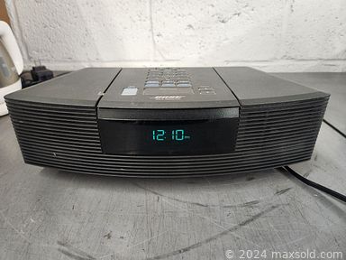 MaxSold Auction: This online auction includes Xbox controllers, M&M dispensers,  lamps, art books, bicycle, wet vac, paint, Veritas sewing machine, clock, Nintendo NES console, Xbox 360, speakers, Samsung Gear VR, electronics, computer cases, small kitchen appliances, typewriter, Garmin GPS, toys, golf clubs, wood hangers and many more!