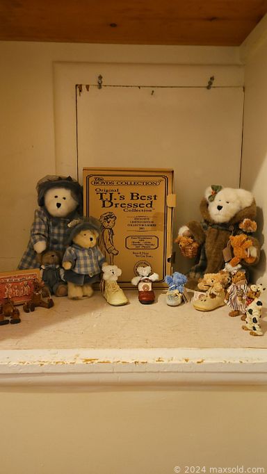 MaxSold Auction: This online auction features vintage smoking stand, Boyd’s Bears, cowboy boots, Victorian ewer, watches, Cherished Teddies, Dept 56, Depression glass, puzzles, cedar chest, sewing machine, Uncle Ben’s Treasures, Edgar Barebi jewelry, Temp Tations dishware, vintage milk glass, Lenox ornaments, Snow Babies, Jim Shore figures, yard tools, power & hand tools, fishing gear, air compressor, and much, much, more!!!