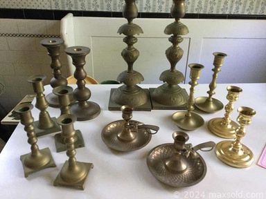 MaxSold Auction: This online auction features Belleek, Royal Doulton, Lenox, cuckoo clock, 14k and sterling jewelry, furniture such as display cabinet, Asian corner cabinet, Harvard chair and antique wooden table, home decor, tableware, glassware and much more!