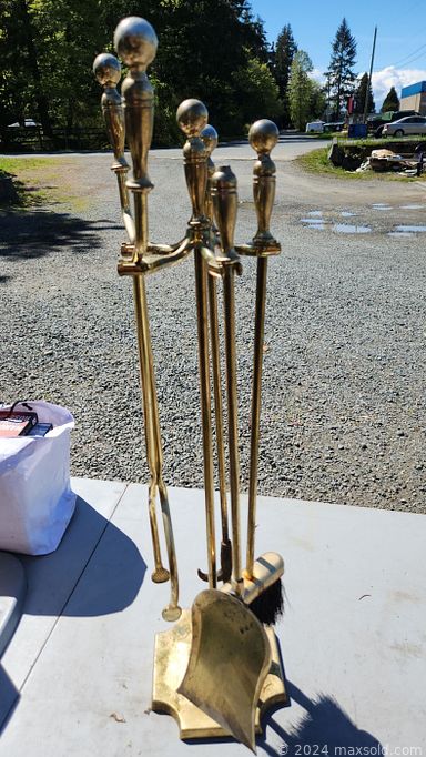 MaxSold Auction: This online auction includes Royal Doulton, Amcrest and other china, vintage TV trays, tennis rackets, tools, brassware, CD changer, RDF direction finder and other electronics, lampshade, postcards, dolls, toy cars and other toys, trading cards, PEZ dispensers, card shuffler, marbles, wood decor, RPG books, vintage magazines, board games, light up drawing desk, ceramics, pottery, vinyl records, miniature plates, vintage jerry can, MCM magazine stands, Xbox 360, small kitchen appliances and much more!