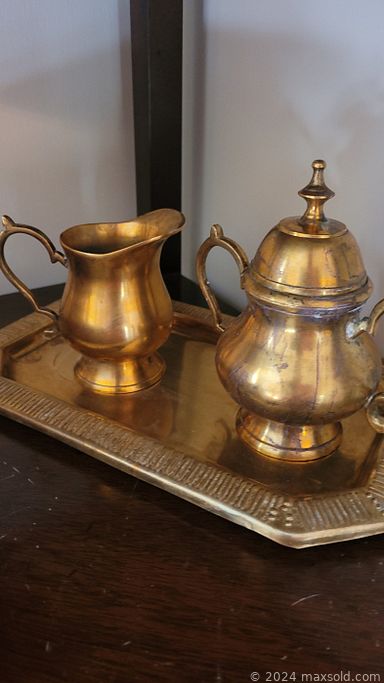 MaxSold Auction: This online auction features musical equipment such as a Kawai electric organ and a drum kit, furniture such as buffet with hutch, sectional sofa, and Kaufman leather sofa, home décor such as brassware, pewterware, ceramics, crystal, grandfather clock, and framed art, fashion such as leather coats, boots, wedding dress, and winter coats and much more!