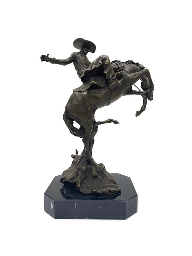 MaxSold Auction: This online auction features folding pocket tools, hunting tools, commemorative coins, Tiffany-style lamp, costume jewelry, coins, comics, sports trading cards, replica championship rings, autographed jerseys, sterling & gemstone jewelry, Asian snuff bottle, Chinese scrolls, bronze statues, ancient coins, drone, Steiff Teddy, banknotes, patio furniture and much more!