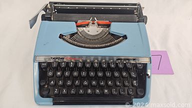 MaxSold Auction: This online auction features guitars, toys, Coca-Cola collectibles, art glass, ukuleles, games, puzzles, kid\'s shoes, vinyl records, Plinko board, golf clubs, vintage Asian motif vase, Fyre loafers, vintage lunch box, vintage metal folk art, Lladro figurine, jade jewelry set, pet products, laser tag set, model kits, decorative tile, hoverboard, and much, much, more!!!