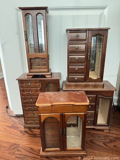 Auction 110781 (2 of 4)