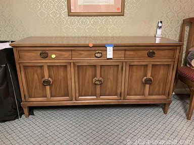 MaxSold Auction: This online auction features garden art & accessories, painting supplies, power, hand, & garden tools, vintage tools, patio furniture, exercise equipment, craft supplies, organ, sewing machines, office supplies, art glass, desks, desktop computer, printers, small kitchen appliances, sleeper sofa and much more!