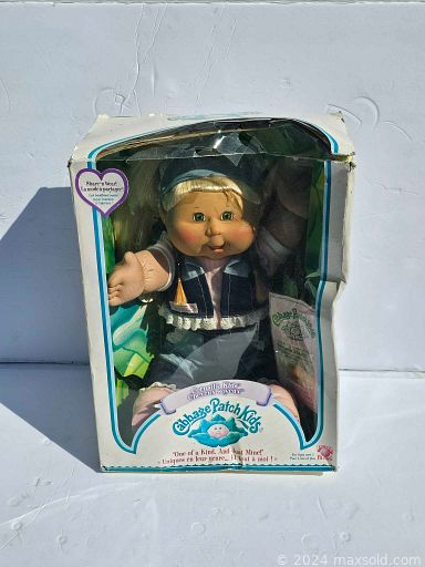 Auction 108235 (2 of 4)