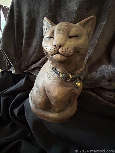 MaxSold Auction: This online auction features Longaberger baskets & pottery, Swarovski figurine, gemstone jewelry, porcelain doll, decanter set, Cambridge Portia stemware, pearl necklace, silver jewelry, and more!!