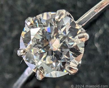 MaxSold Auction: This online auction features diamond rings, citrine earrings, gold jewellery, emerald ring, sapphire jewellery, sterling silver jewellery, and loose gemstones such as peridots, emeralds, moonstones, sapphires, citrines, opals, topaz, and much, much, more!!