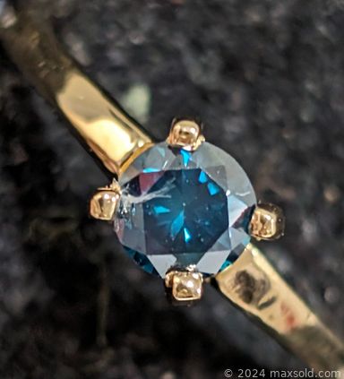 MaxSold Auction: This online auction features gold/gemstone jewelry, silver jewelry, loose gemstones, Pandora-style bracelet & beads, silver/turquoise jewelry, freeform pearl jewelry, sterling silver jewelry, and much, much, more!!