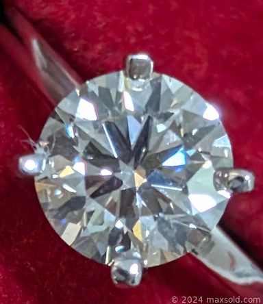 MaxSold Auction: This online auction features Moissanite jewelry, gold jewelry, gemstone jewelry, loose gemstones, silver jewelry, coins, jadeite, jewelry boxes, and much, much, more!!!