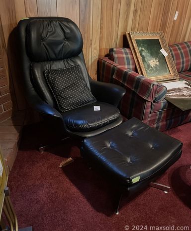 MaxSold Auction: This online auction features furniture such as a Deilcraft china cabinet, desk, filing cabinets, Deilcraft chairs, dresser, wood trunk, swivel armchair, display cabinet, cart and others, kitchenware, small kitchen appliances, planters, garden decor, Paragon, Aynsley and other china, home health aids, linens, seasonal decor, office supplies, cleaning supplies, Dyson vacuum, yard tools, golf items, clothing, accessories, rugs, wall art, books, vinyl records and much more!