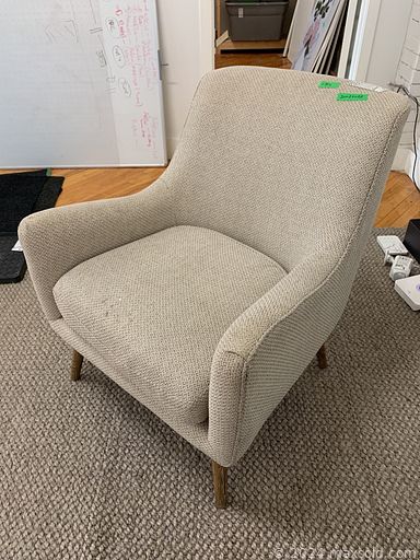 MaxSold Auction: This online auction features furniture such as desks, shelving units, office chairs, sofa, wood cabinets, stools, standing computer desk, coffee table and others, electronics, American Standard faucet, painting supplies, doors, prints, lamps, Aynsley and other china, vases, light fixtures, kitchenware, small kitchen appliances and much more!