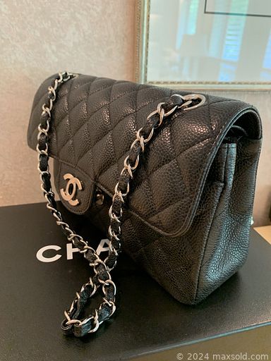 MaxSold Auction: This online auction features art glass, trinket boxes, small kitchen appliances, porcelain dolls, art pottery, Bunnykins, perfume bottles, women’s clothing, perfume bottles, designer handbags, antique writing desk, vintage comic books, vintage Pyrex, Hoselton sculpture, stamps, toys, Legos, coins, and much, much, more!!