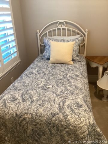 MaxSold Auction: This online auction features small kitchen appliances, decorative platters, metal headboards, table lamps, men’s clothing, ties, desk, area rug, Ethan Allen furniture, yard art, and more!