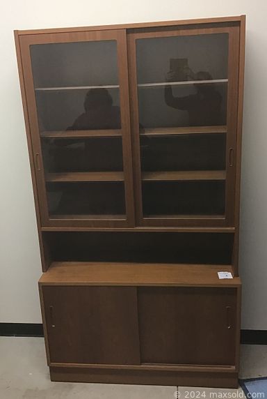 MaxSold Auction: This online auction includes furniture such as a corner cabinet, buffet, tea trolley, cedar chest, bookcase, rocking chair, secretary desk, chairs and others, wall art, vintage lamps, Spode, Homer Laughlin and other china, silverware, kitchenware, coins, containers, cat decor, seasonal decor, pottery, vases, electronics, jewelry, vinyl records, books and many more!