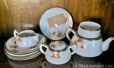 MaxSold Auction: This online auction features fine china, furniture such as MCM sofa, wood armoire, buffet with mirror, end tables and king-size beds, home decor, costume jewelry, lamps, CDs, DVDs, vinyl albums, kitchenware and much more!