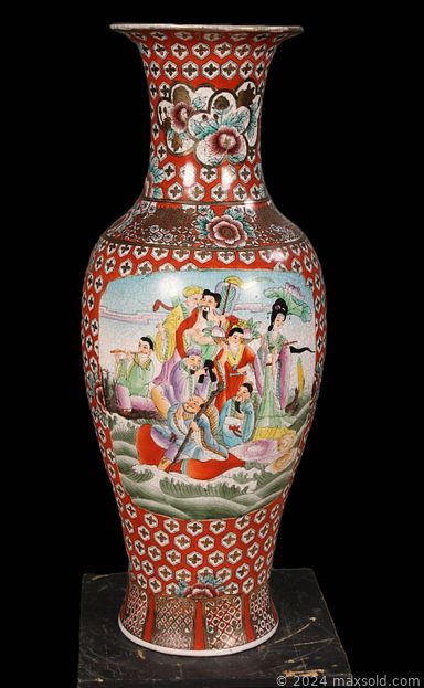 MaxSold Auction: This online auction features vintage vanity set, Chinese floor vase, Chippendale corner chair, costume jewelry, watches, Molly dolls, guitar, men’s shoes, cedar chest, patio furniture, BBQ grill, bikes, vintage sports pennants, Uranium glass, sports collectibles, plant pots, metal signs, Art Deco lamp, Fenton glass, Hummels, golf clubs, power washer, pet products, novelty teapots, toys, cranberry glass, games, yard tools, vinyl records, and much, much, more!!!