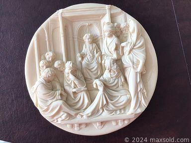 MaxSold Auction: This online auction features costume jewelry, watches, Elvis memorabilia, vintage toys, 3D plates, stoneware jugs, duck decoy carvings, men’s formal accessories, cameras, power tools, yard tools, vinyl records, sports memorabilia, uranium glass, fishing gear, vintage typewriter, English saddle & dressage, electric fireplace, and much more!!!