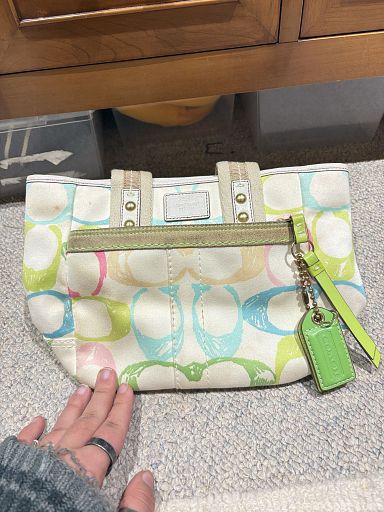 Auction 101337 (1 of 4)