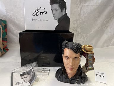 MaxSold Auction: This online auction includes a Mid Century sailboat, Jewish bible and other religious items, decor, Thomas Kinkade and other artworks, bronze items, banker’s lamp, silverplate, vintage Red Cross books, Mikasa bowls,  crafting supplies, Royal Doulton mugs, Hummels, vintage hairpins and more!