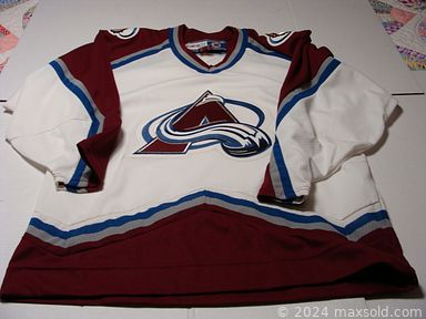 MaxSold Auction: This online auction features vinyl records, power & hand tools, yard tools, ukulele, violin, model kits, lead glass windows, digital keyboard, sports jerseys, gold jewelry, pearl necklaces, coins, stamps, watches, teacup/saucer sets and much more!