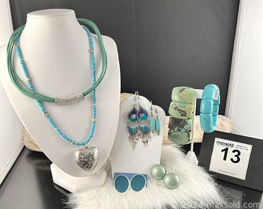 MaxSold Auction: This online auction features Jar of Beach Glass, costume jewelry, press on nails, clothes, lord of the rings book collection, acrylic artwork, teapot set, glassware, shoes, bags, pendants and much more.