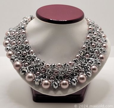 MaxSold Auction: This online auction features vintage tins, Wedgwood, antique balloon-style chair, light fixtures, vintage dollhouse, framed art, ceramics, glassware, costume jewelry, cosmetics, school supplies, storage bins and much more!