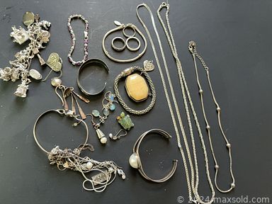 Auction 116909 (1 of 4)