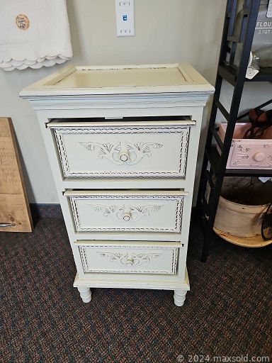 Auction 113290 (2 of 4)