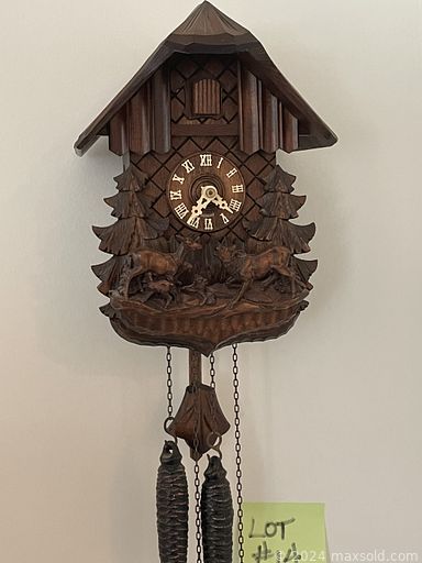 MaxSold Auction: This online auction features cuckoo clock, area rugs, ladies\' clothing, vacuum, lift top coffee table, bar stools, TV, refrigerator, live plants, Lee Reynolds painting, and much, much, more!!