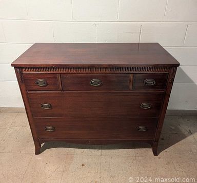 Auction 105382 (2 of 4)