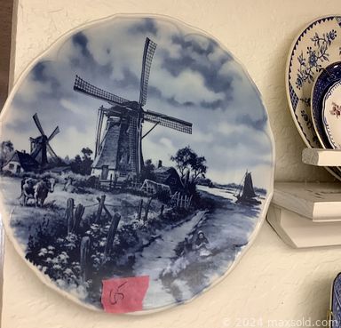 MaxSold Auction: This online auction features costume jewelry, watches, jewelry-making supplies, vinyl records, vintage dolls, glass top table, stained glass lamps, decorative plates, small kitchen appliances, curio cabinets, women’s clothing, hanging jewelry cabinets, safe, TV, writing desk, bakers rack, printer, executive desk, art supplies, office supplies, lift recliner, garden art, live plants, patio furniture, and much, much, more!!