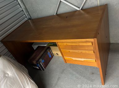 Auction 111622 (2 of 4)