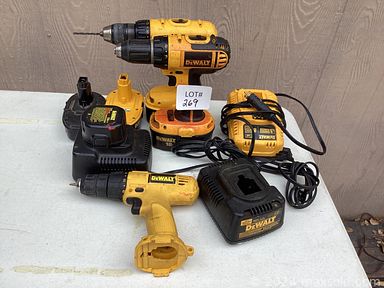 MaxSold Auction: This online auction features bedding, sewing machine, sleeping bag, power tools, cranberry ware, Pyrex ware, books, plumbing items, kitchen appliances, gourd art, clock collection, chandelier, spy gear, drapery, Xbox, tools, dinner plates, barstools, mirror, yarn, ladders, games and much more!