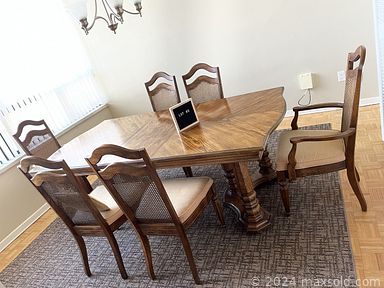 MaxSold Auction: This online auction features 43” Samsung TV, Danby freezer, furniture such as vintage dressers, console table, couch, dining table with chairs and cabinets, lamps, glassware, home decor, CDs, DVDs, Royal Doulton, dishware and much more!