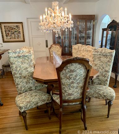 MaxSold Auction: This online auction features a curio with lights, dining table and chairs, silent butler dresser, foyer stand & mirror, crystal plates, glassware, vintage lamps, washer & dryer and much more!
