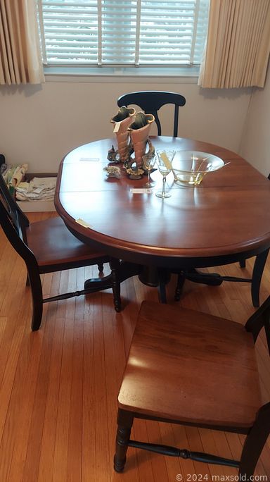 MaxSold Auction: This online auction features Noritake, collector plates, Lenox china, Royal Doulton, furniture such as vintage shellback chairs, bistro set, vintage secretary desk, dressers, drop leaf coffee table, and dining table with chairs, signed wall art, 19” Phillips TV, power tools, vintage Schwinn bicycle, Lego Star Wars, vintage toys, vintage glassware, small kitchen appliances, home decor, books, costume jewelry, DVDs and much more!