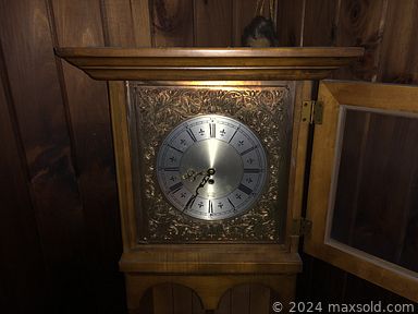 MaxSold Auction: This online auction features salt & pepper shakers, collectible Avon bottles, area rug, watches, collectible tins, yarn, new cat play house, milk glass, power tools, air pressure, and much,  more!