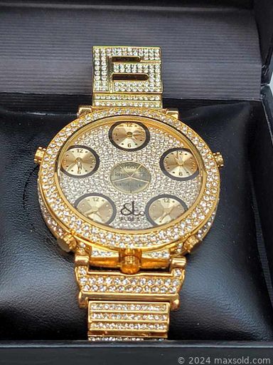 MaxSold Auction: This online auction features proof coins, banknotes, First Day Issue stamps, sports trading cards, Star Trek collectibles, Yu-Gi-Oh! cards, costume jewellery, watches, comics, gaming headphones, new health care products, camera & accessories, Coca-Cola collectibles, and much more!!