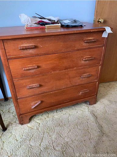 MaxSold Auction: This online auction features Speakers, File Cabinet, Chair, Desk, Books, Dresser, Desk, End Table, Vintage Chairs, Sewing Notions, Supplies, Vintage Patterns, Sewing Machine, rugs, File Cabinet, Nightstand, clock, Glassware and much more!