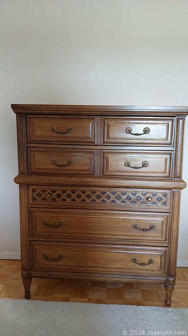 MaxSold Auction: This online auction features furniture such as a murphy bed, wicker furniture, dressers, chairs, and more, home health items, jewelry box, rugs, Kenmore sewing machine, books, kitchenware, Christmas decor, wall art, swag lamp, pewter, Delftware, Royal Doulton, coats and more!