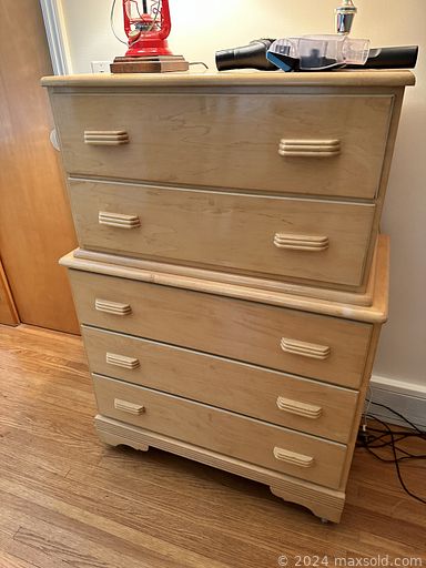 MaxSold Auction: This online auction features small kitchen appliances, Carnival glass, printers, craft supplies, jewelry, TV, teacup/saucer sets, vintage dollhouse, vintage board games, vintage Tupperware, vintage toys, vintage children’s books & magazines, vinyl records, sewing supplies, milk glass, sports trading cards, yard tools, and much more!!