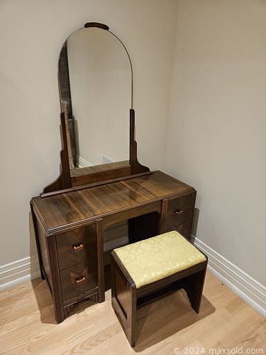 MaxSold Auction: This online auction includes furniture such as a dining table, chairs, loveseat, side tables, china cabinet, curio cabinet, bookshelves, desk, media cabinet and others, lamps, wall art, golf bags, seasonal decor, Royal Albert and other china, Disney memorabilia, clocks, vases, crystalware, Cranberry glass, wine service, figurines and much more!