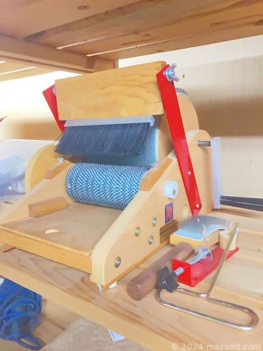 Auction 105701 (1 of 4)