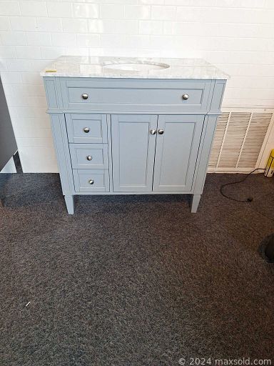 Auction 107809 (1 of 4)